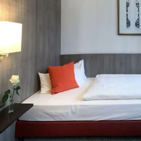 City Hotel Düsseldorf 3*