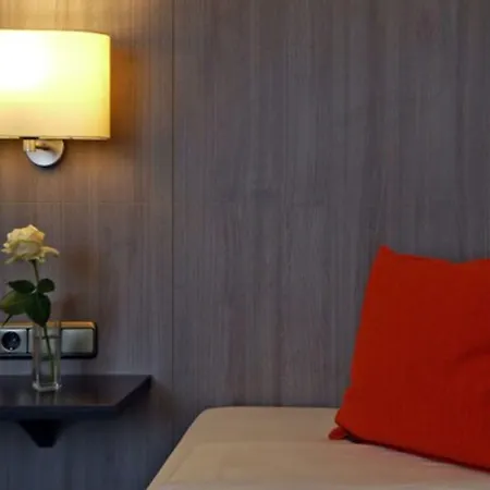 Hotel City Hotel Düsseldorf 3*