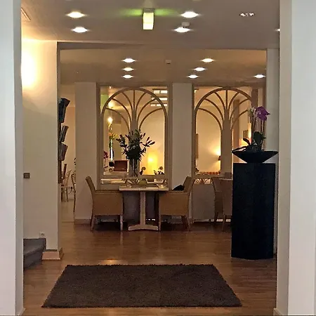 City Hotel Düsseldorf 3*
