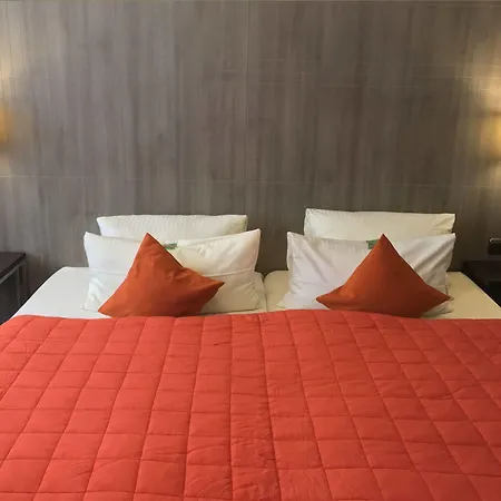 City Hotel Düsseldorf 3*