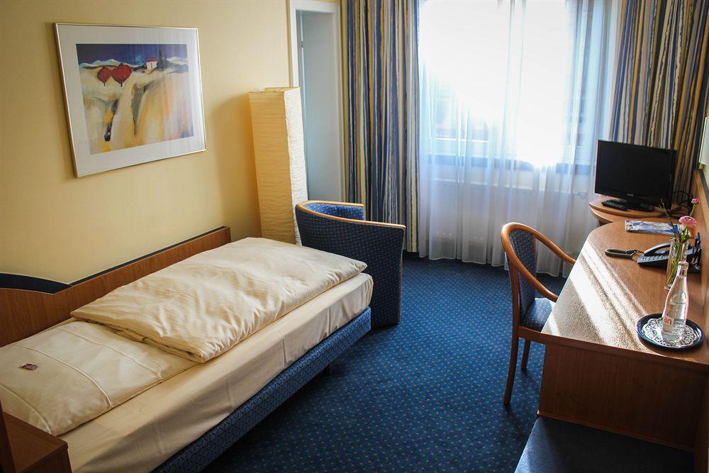 City Hotel Duesseldorf Hotel Dusseldorf