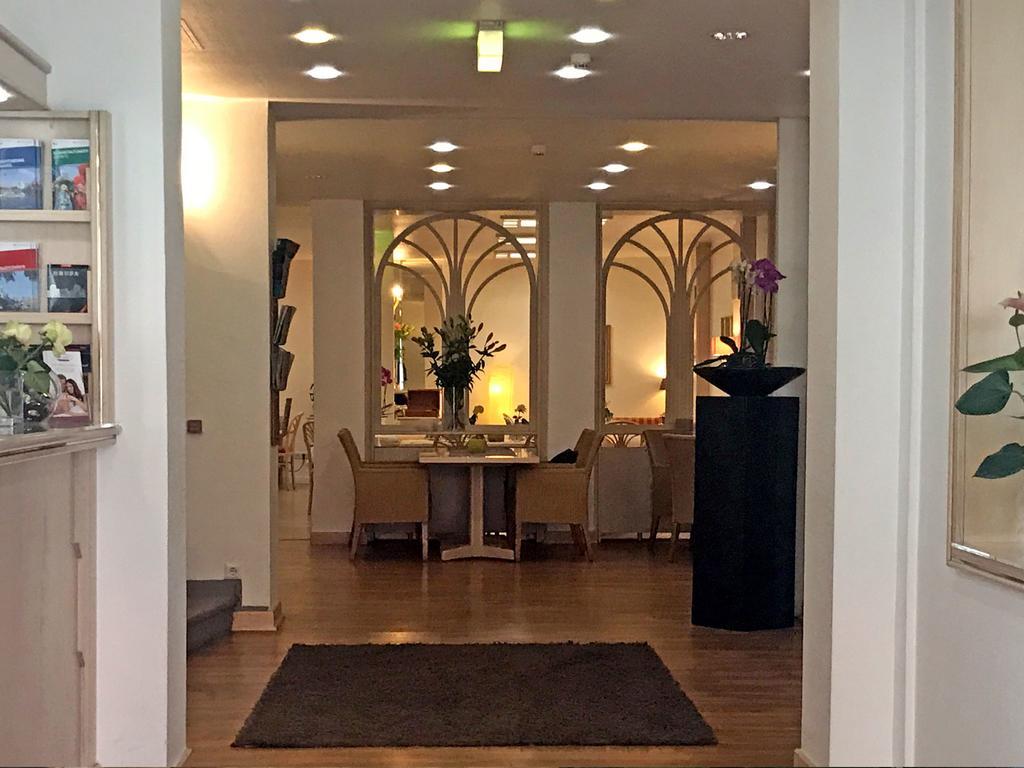 City Hotel Düsseldorf 3*